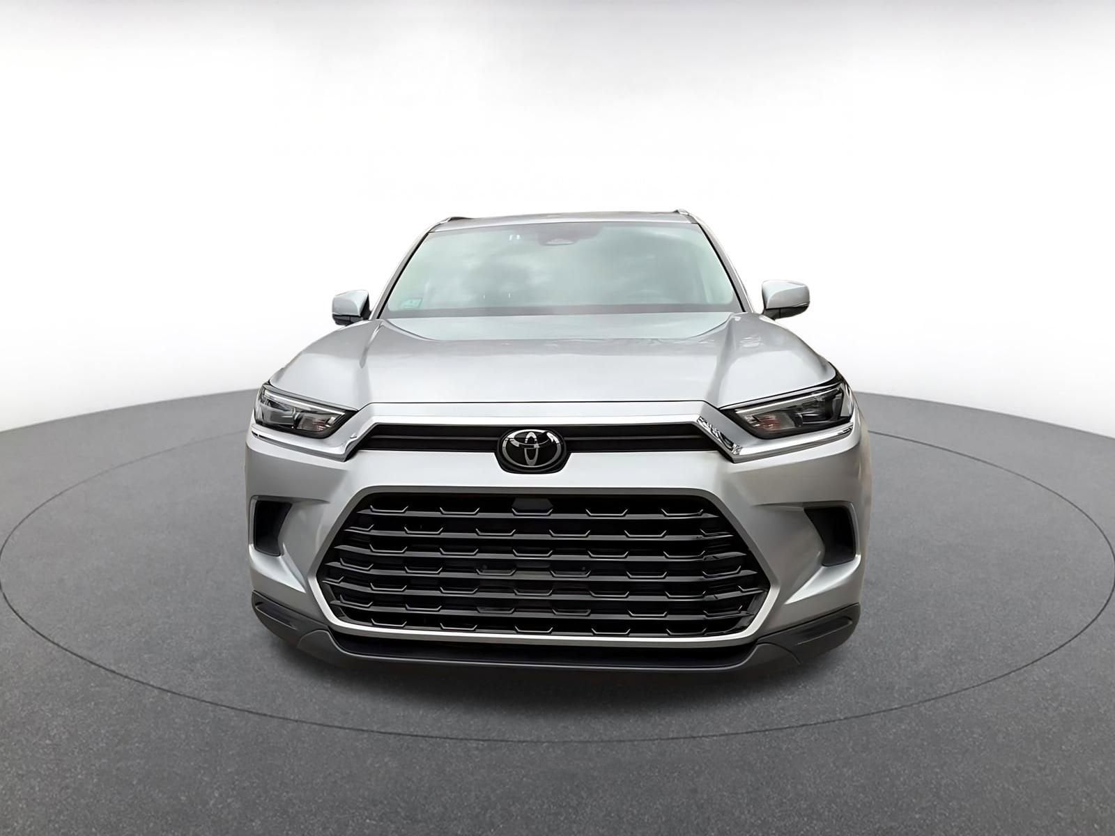 Thumbnail: 2025 Toyota Grand Highlander - 4