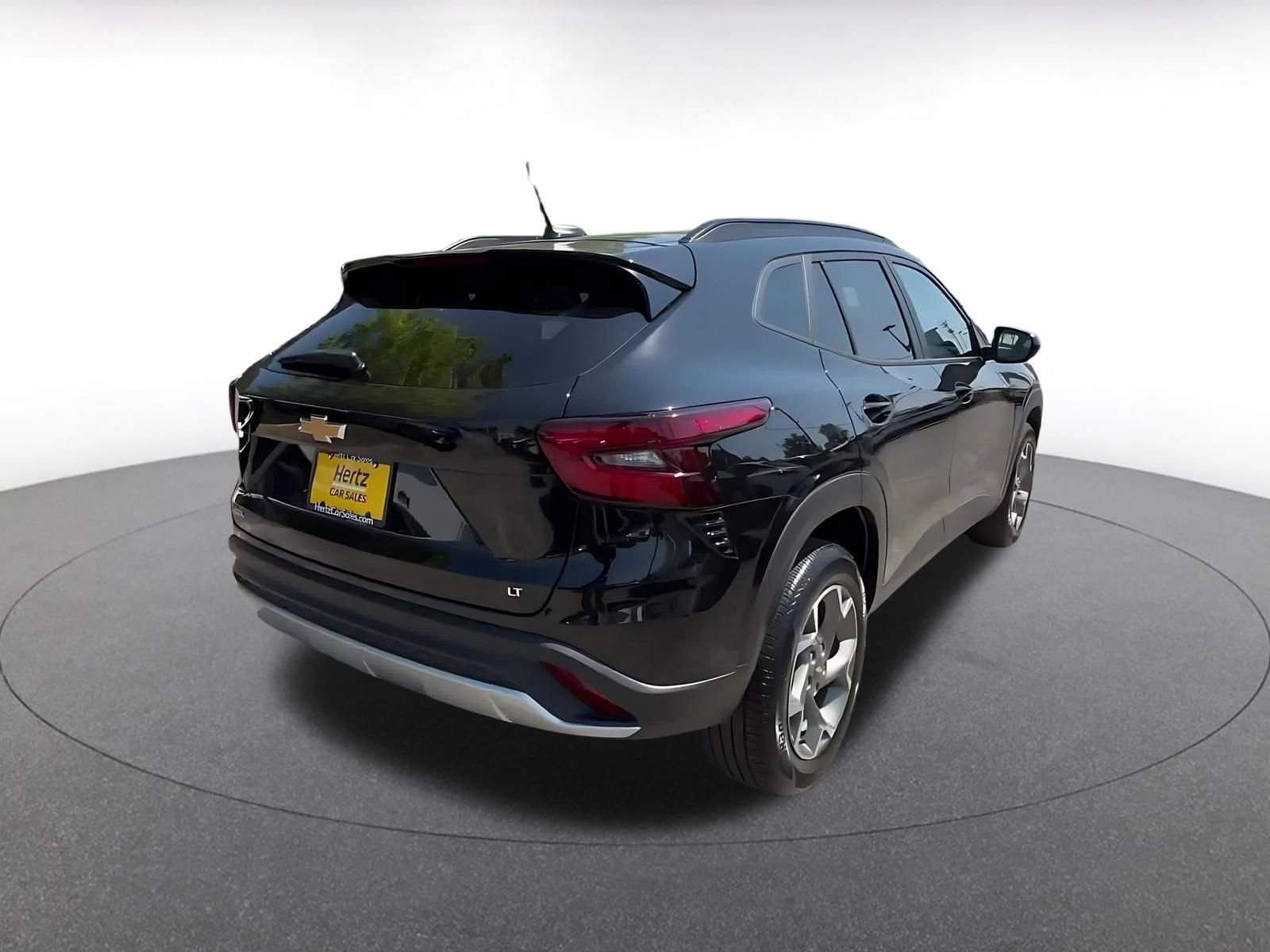 Thumbnail: 2025 Chevrolet Trax - 15