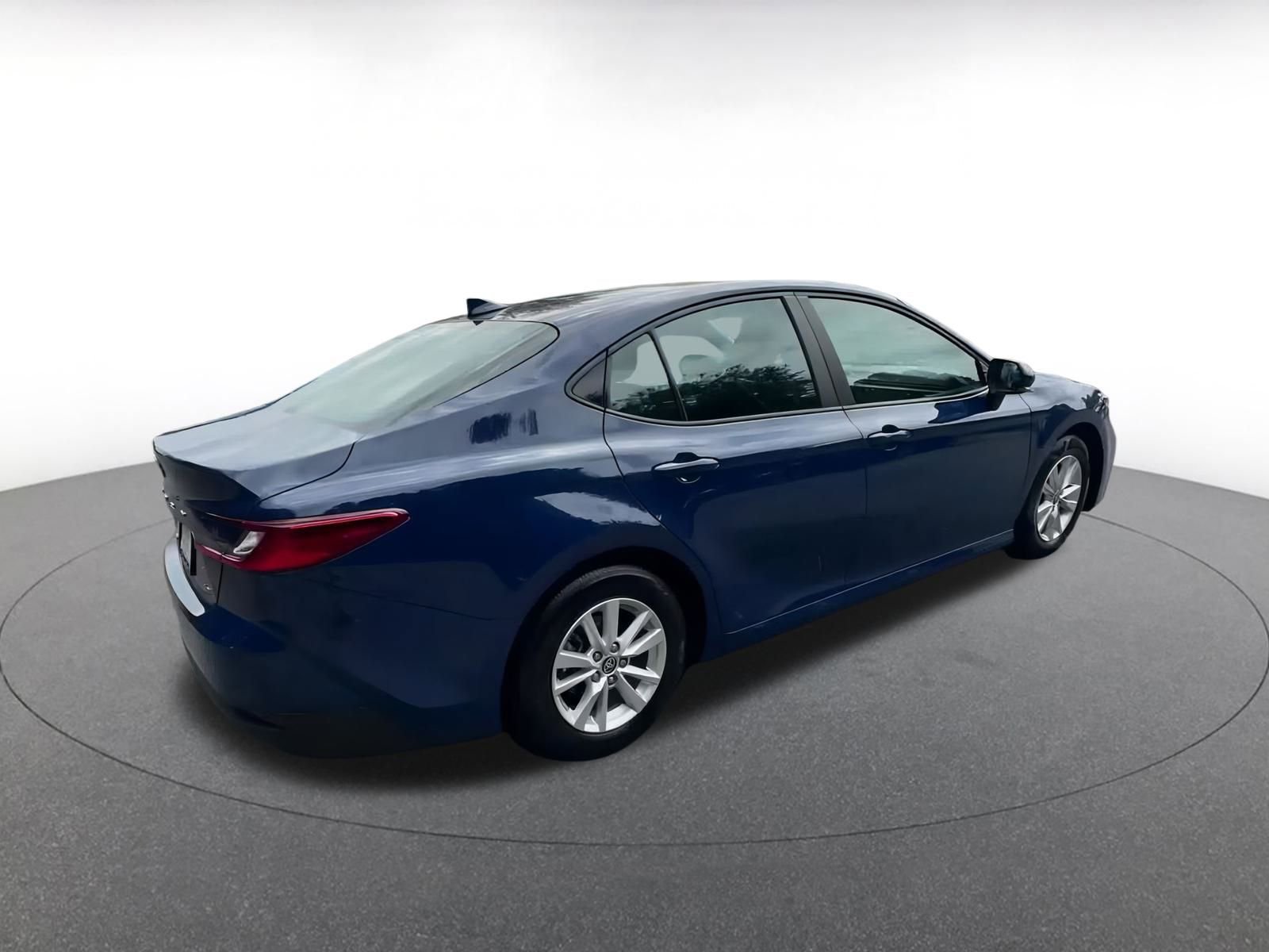 Thumbnail: 2025 Toyota Camry - 14