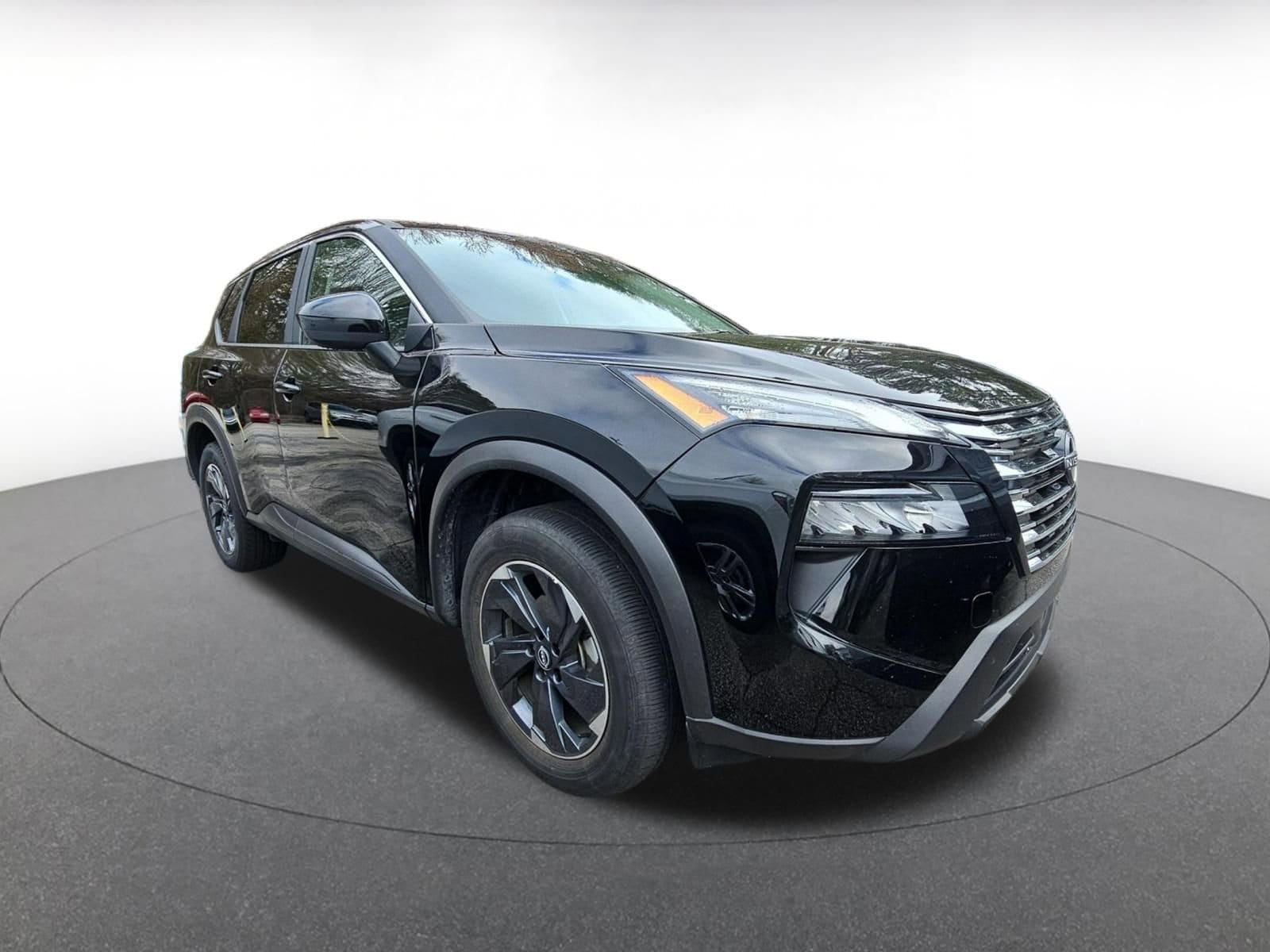 Thumbnail: 2025 Nissan Rogue - 1