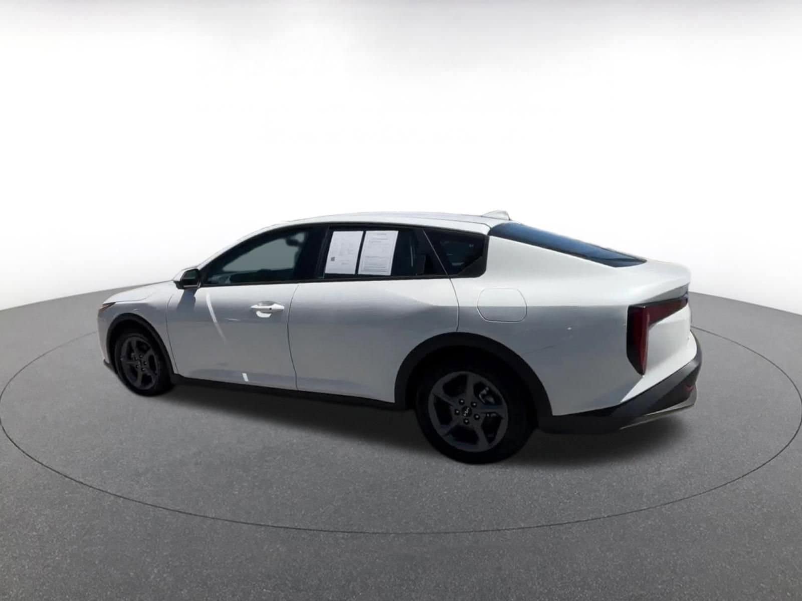 Thumbnail: 2025 Kia K4 - 10