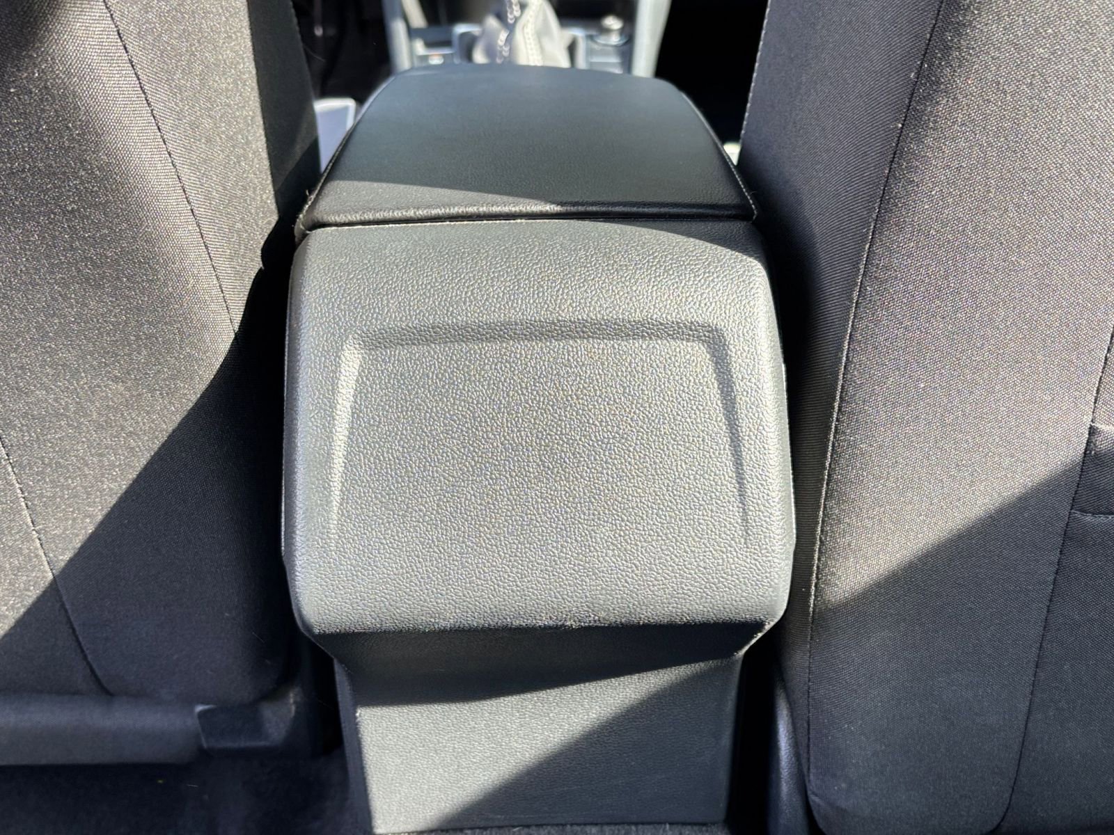 Thumbnail: 2025 Volkswagen Jetta - 23