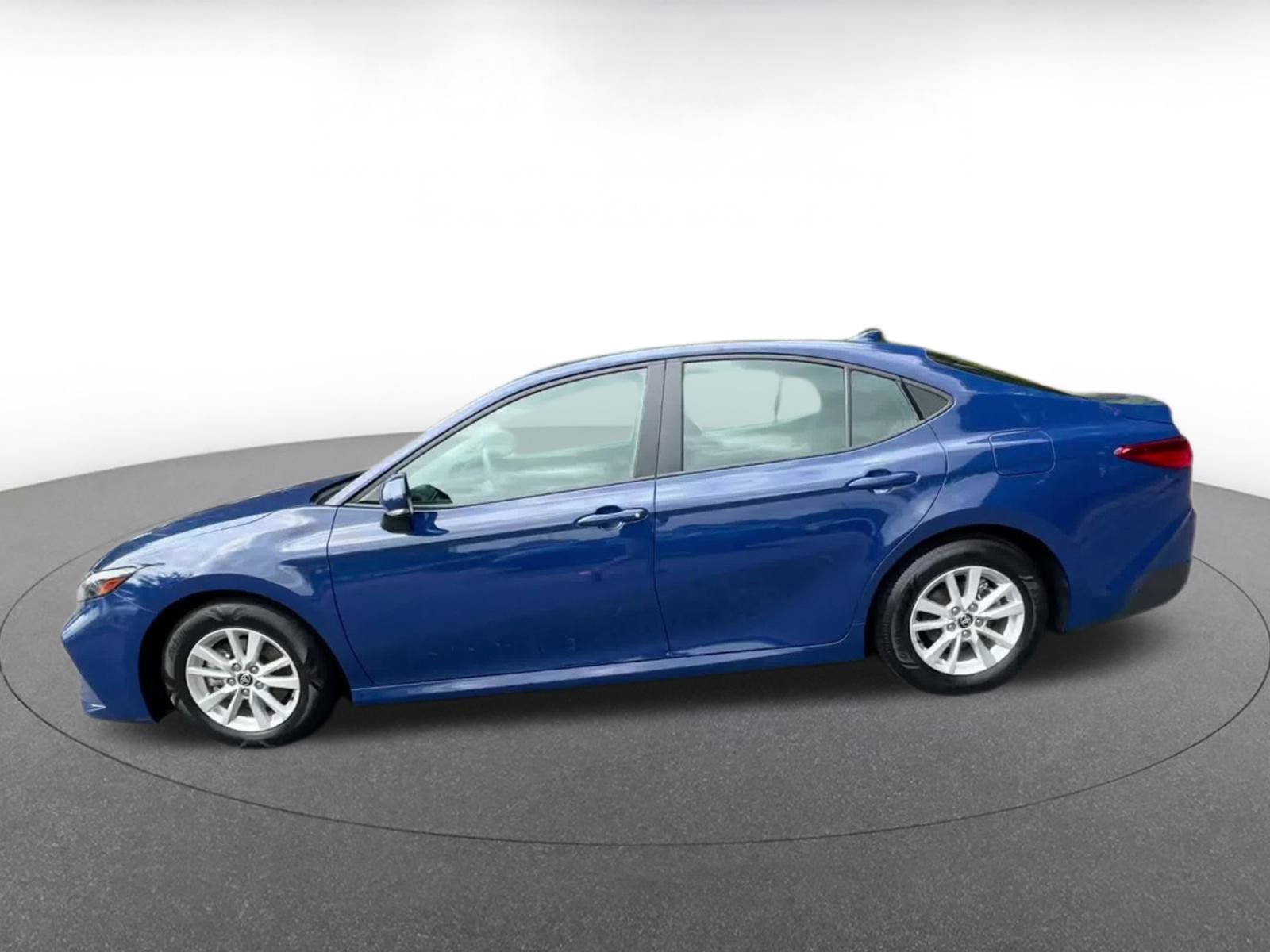 Thumbnail: 2025 Toyota Camry - 9