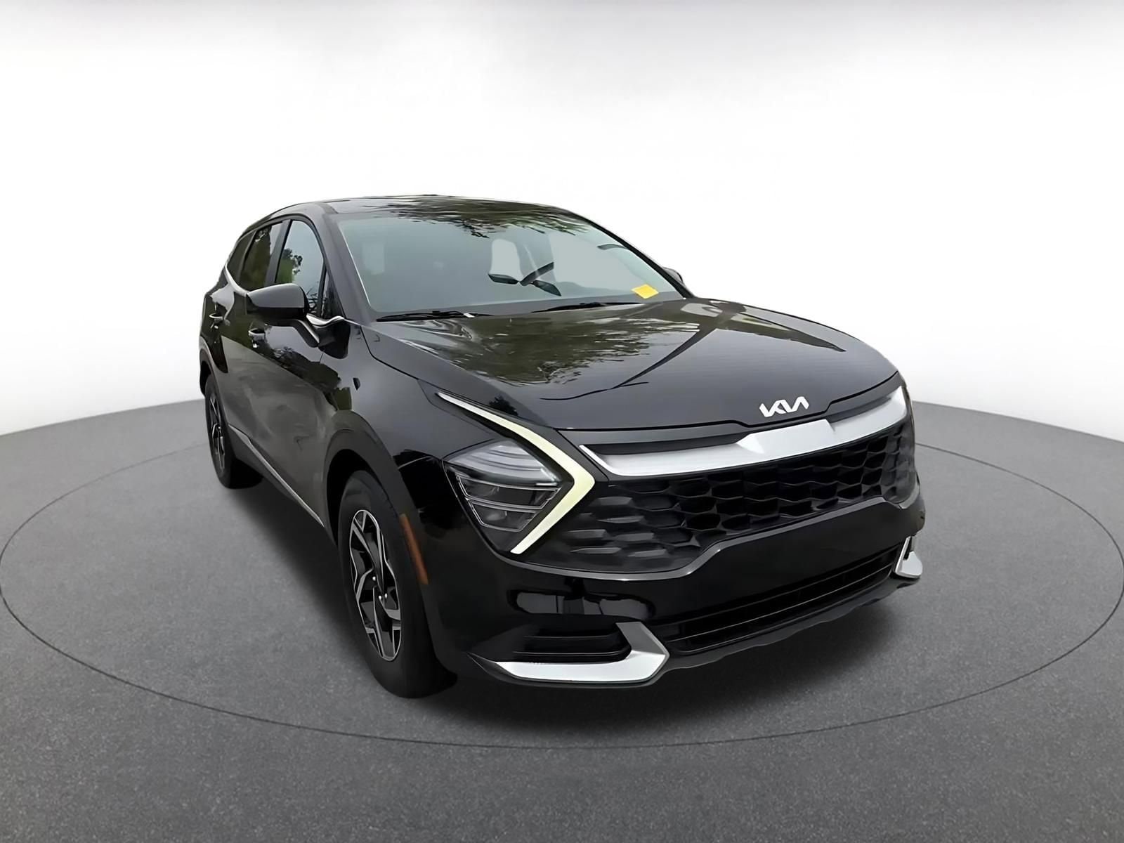 Thumbnail: 2025 Kia Sportage - 3