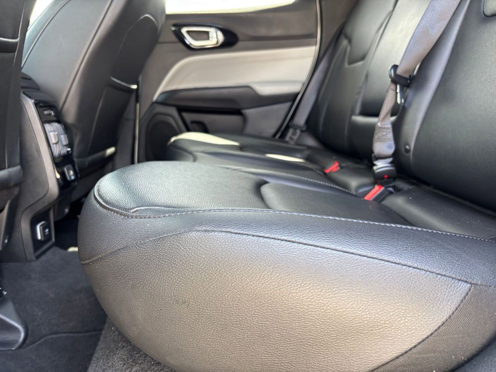 Thumbnail: 2025 Jeep Compass - 27