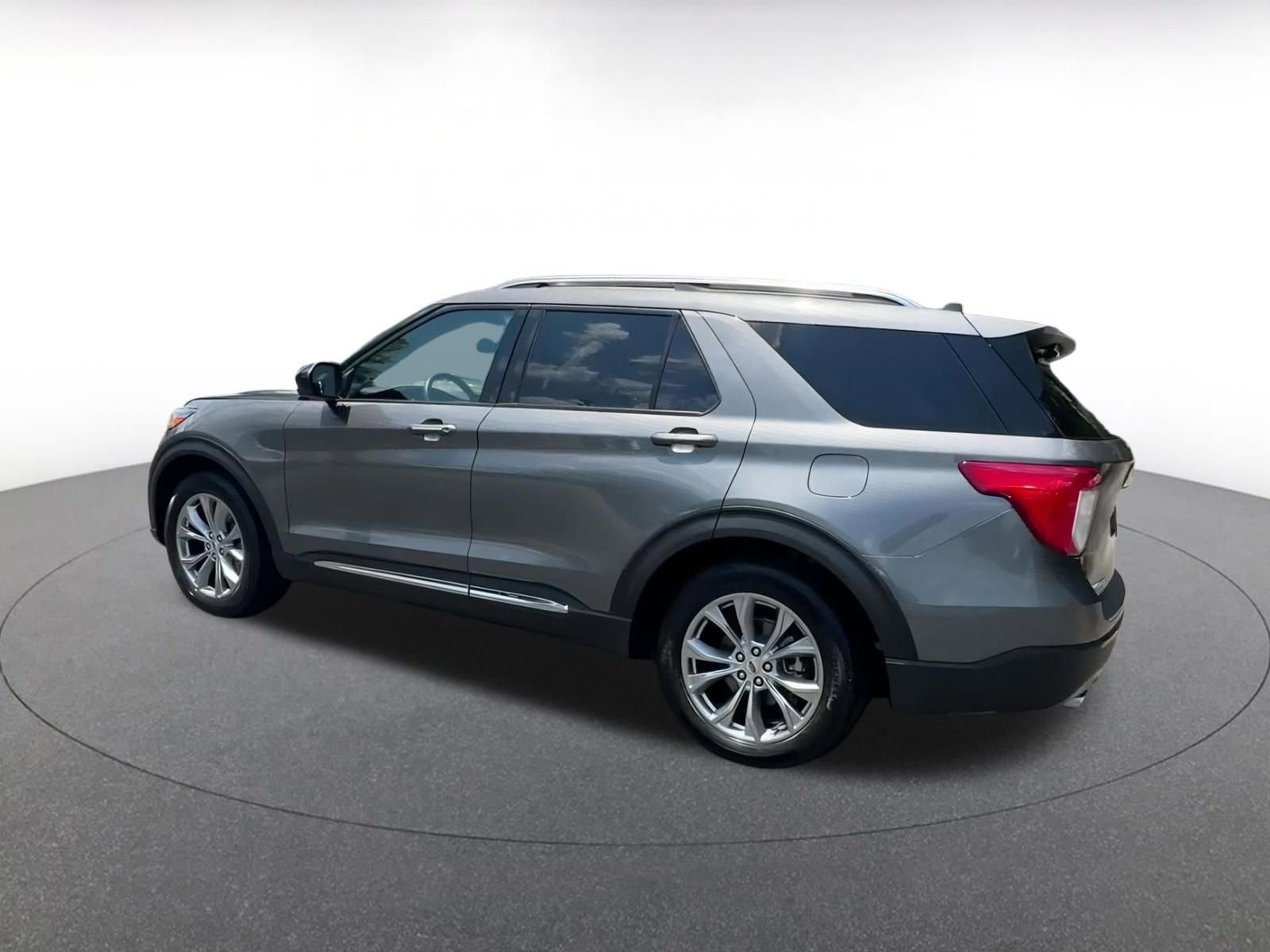 Thumbnail: 2024 Ford Explorer - 10