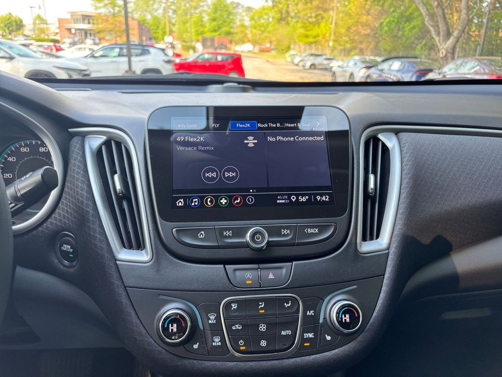 Thumbnail: 2024 Chevrolet Malibu - 17