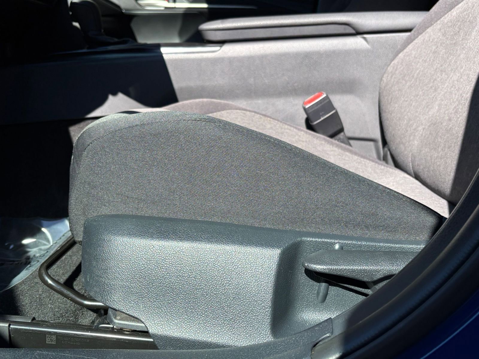 Thumbnail: 2025 Toyota Camry - 27