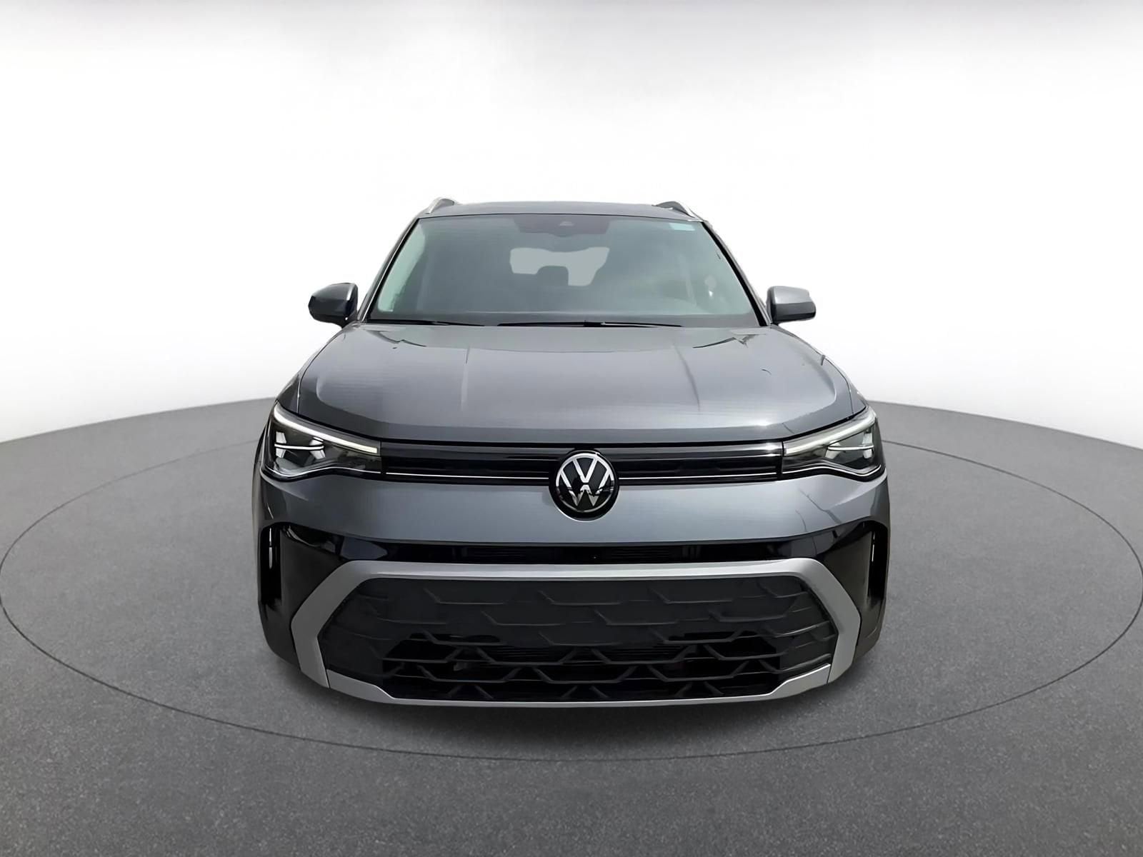 Thumbnail: 2025 Volkswagen Taos - 4