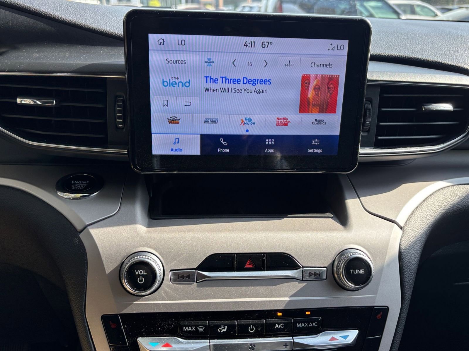 Thumbnail: 2024 Ford Explorer - 20