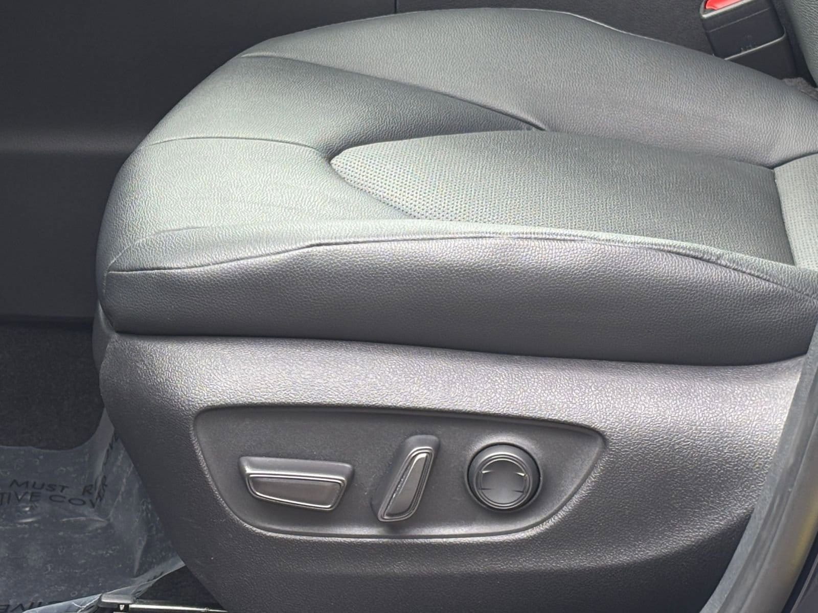 Thumbnail: 2025 Toyota Grand Highlander - 27