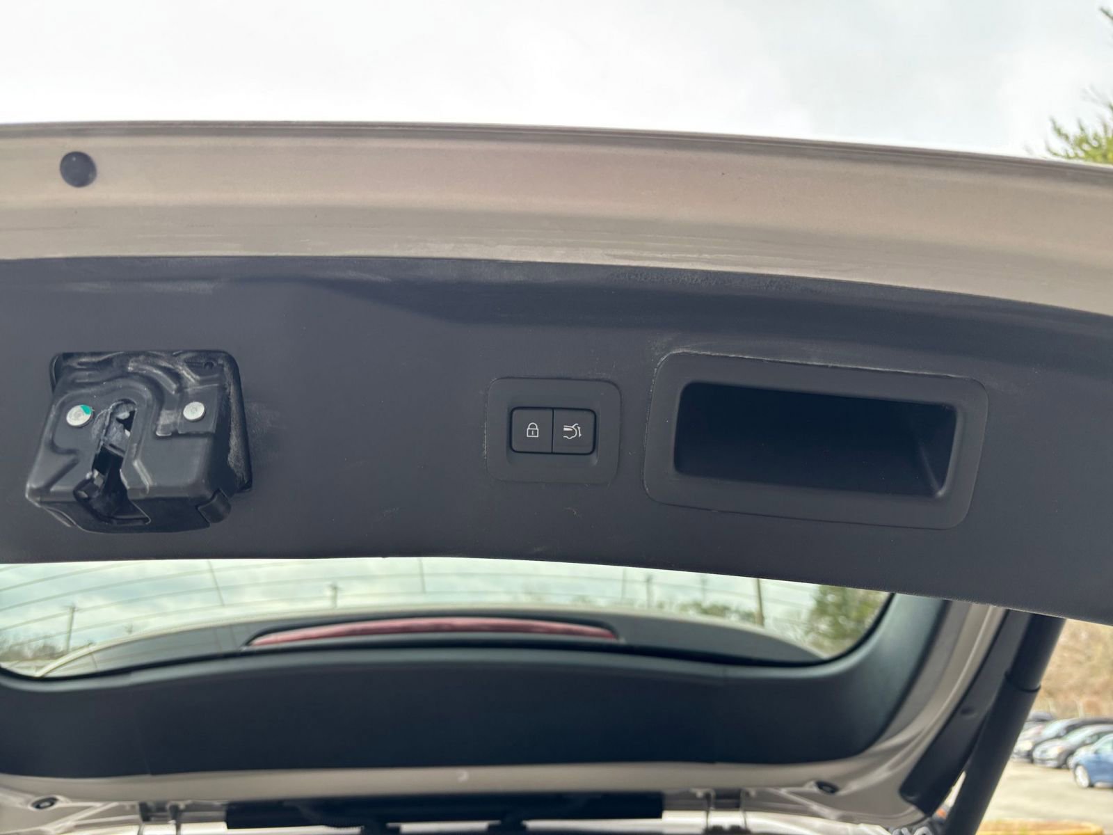 Thumbnail: 2025 Mazda CX-90 - 24