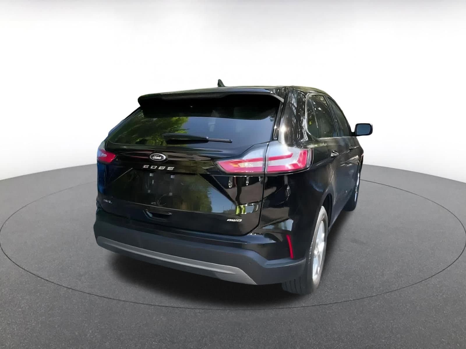 Thumbnail: 2024 Ford Edge - 13