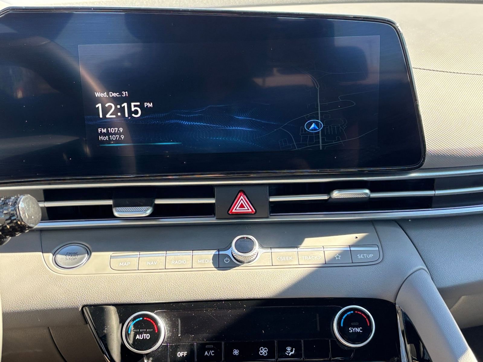 Thumbnail: 2025 Hyundai Elantra - 21