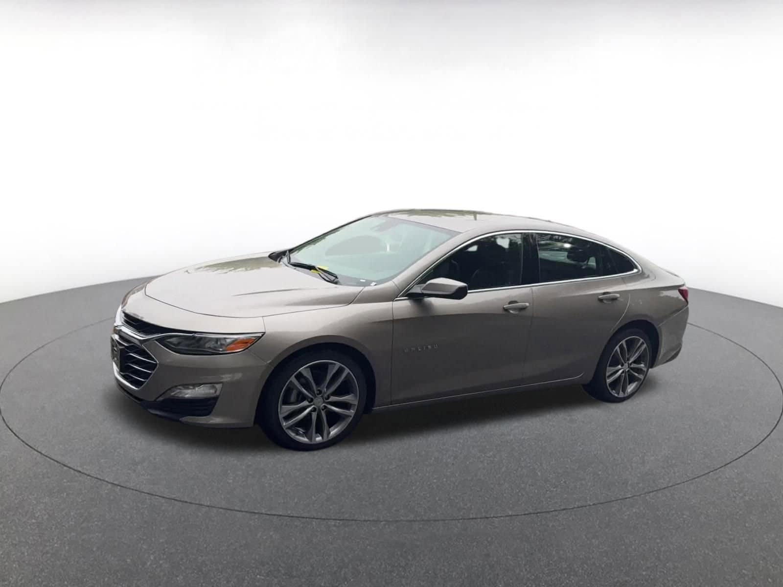 Thumbnail: 2024 Chevrolet Malibu - 7