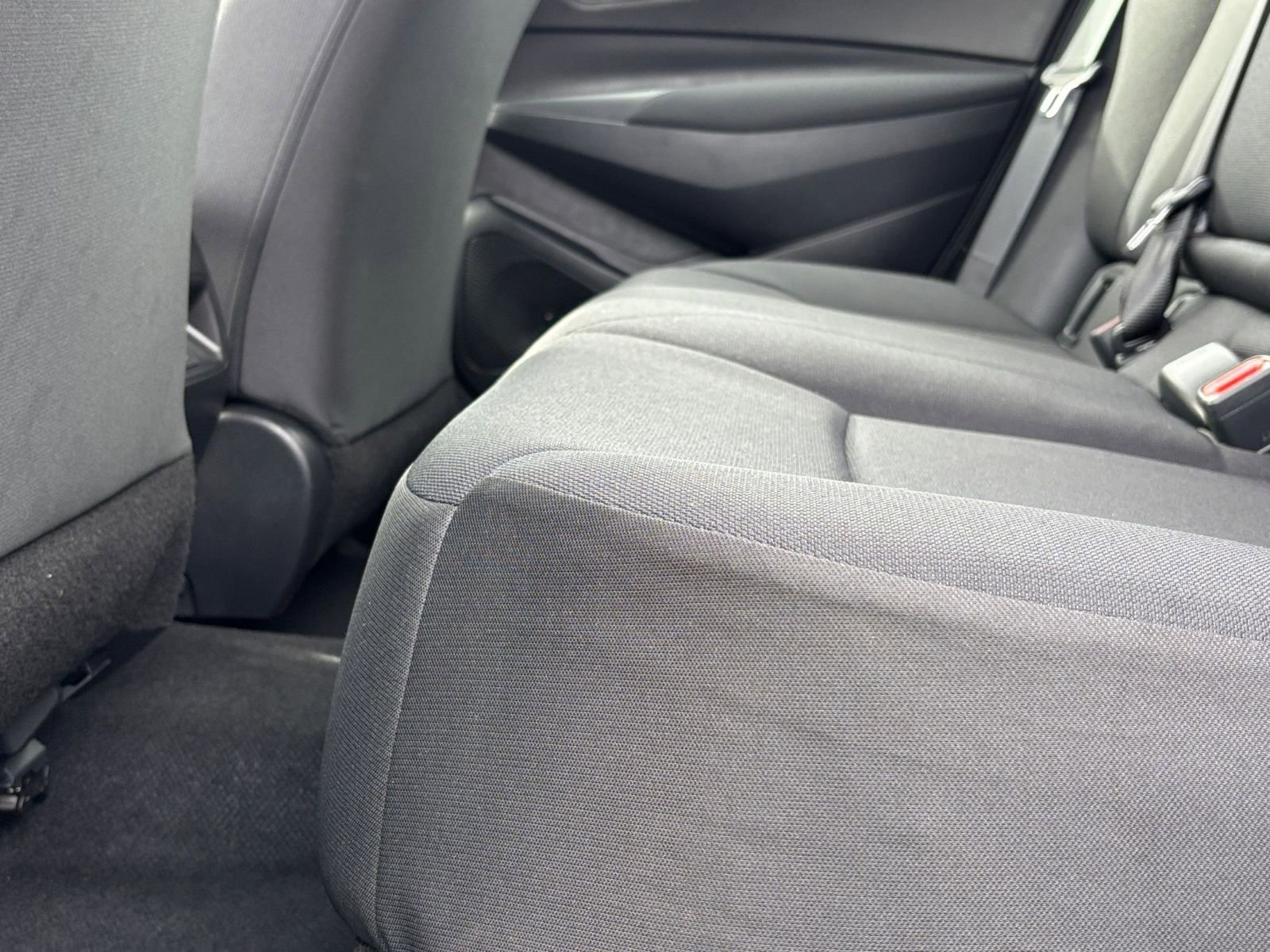 Thumbnail: 2025 Toyota Corolla - 25