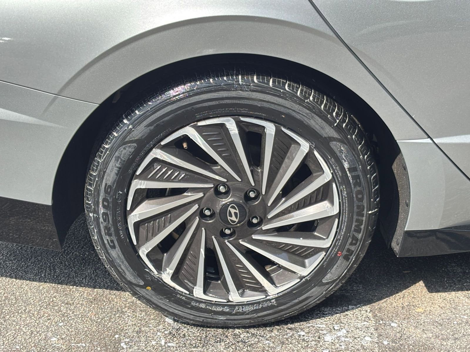 Thumbnail: 2025 Hyundai Sonata - 30