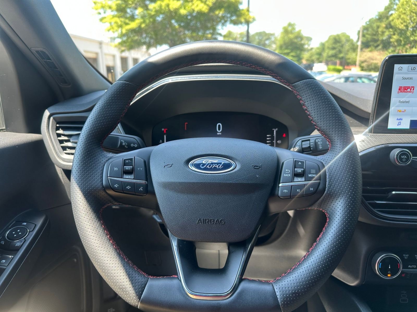 Thumbnail: 2024 Ford Escape - 34