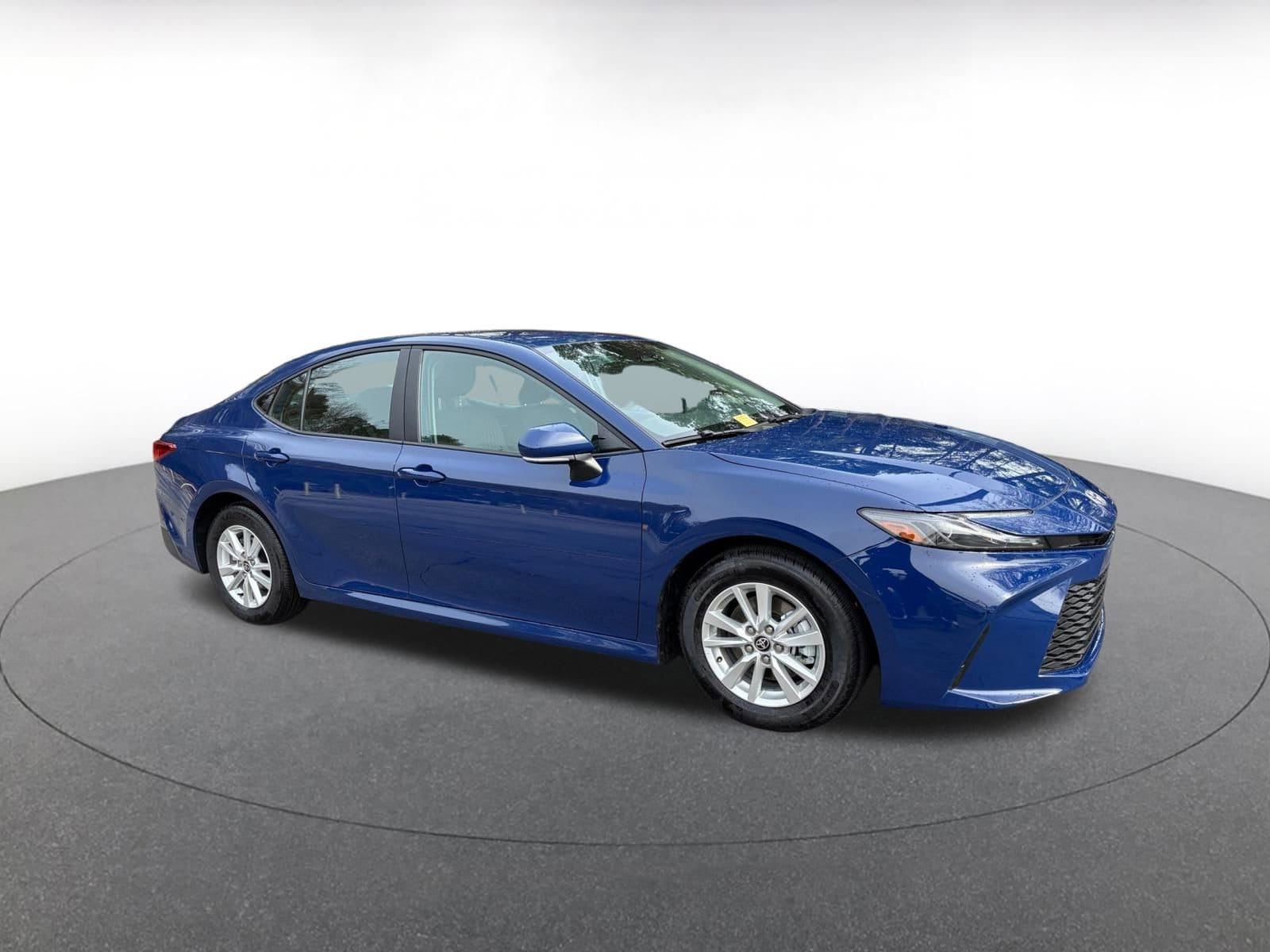 Thumbnail: 2025 Toyota Camry - 1