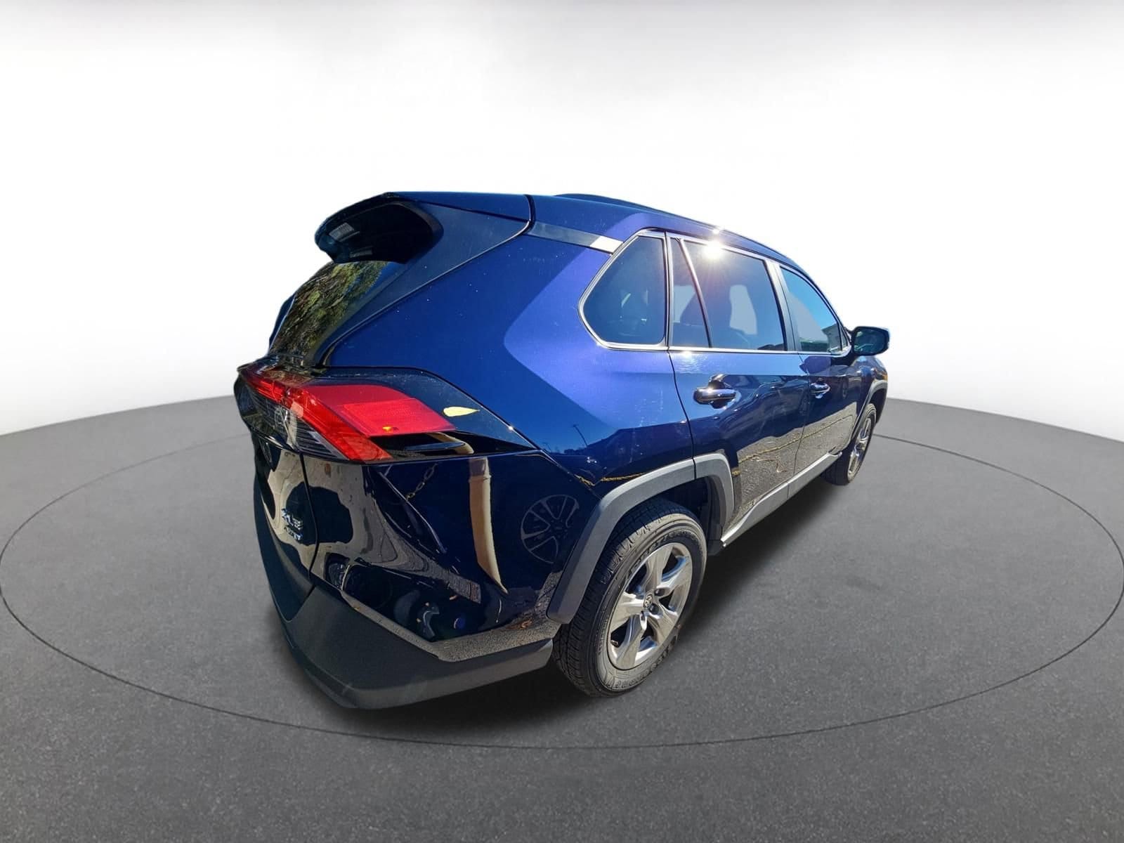 Thumbnail: 2025 Toyota RAV4 - 7