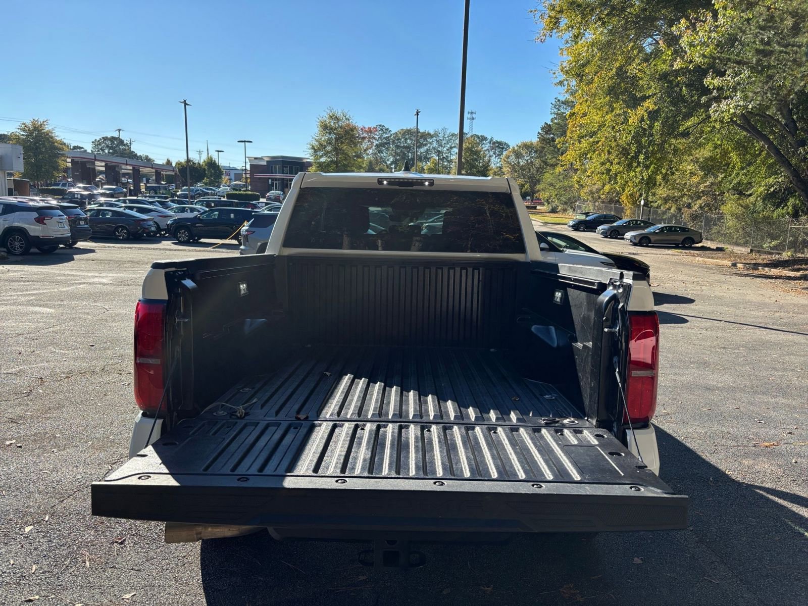 Thumbnail: 2025 Toyota Tacoma - 31