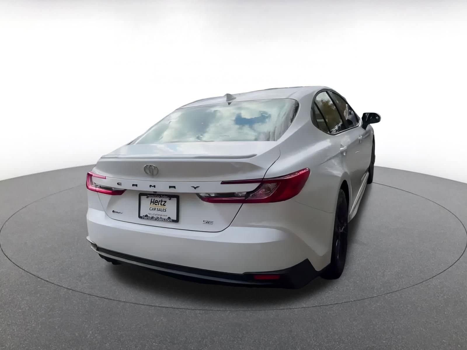 Thumbnail: 2025 Toyota Camry - 16