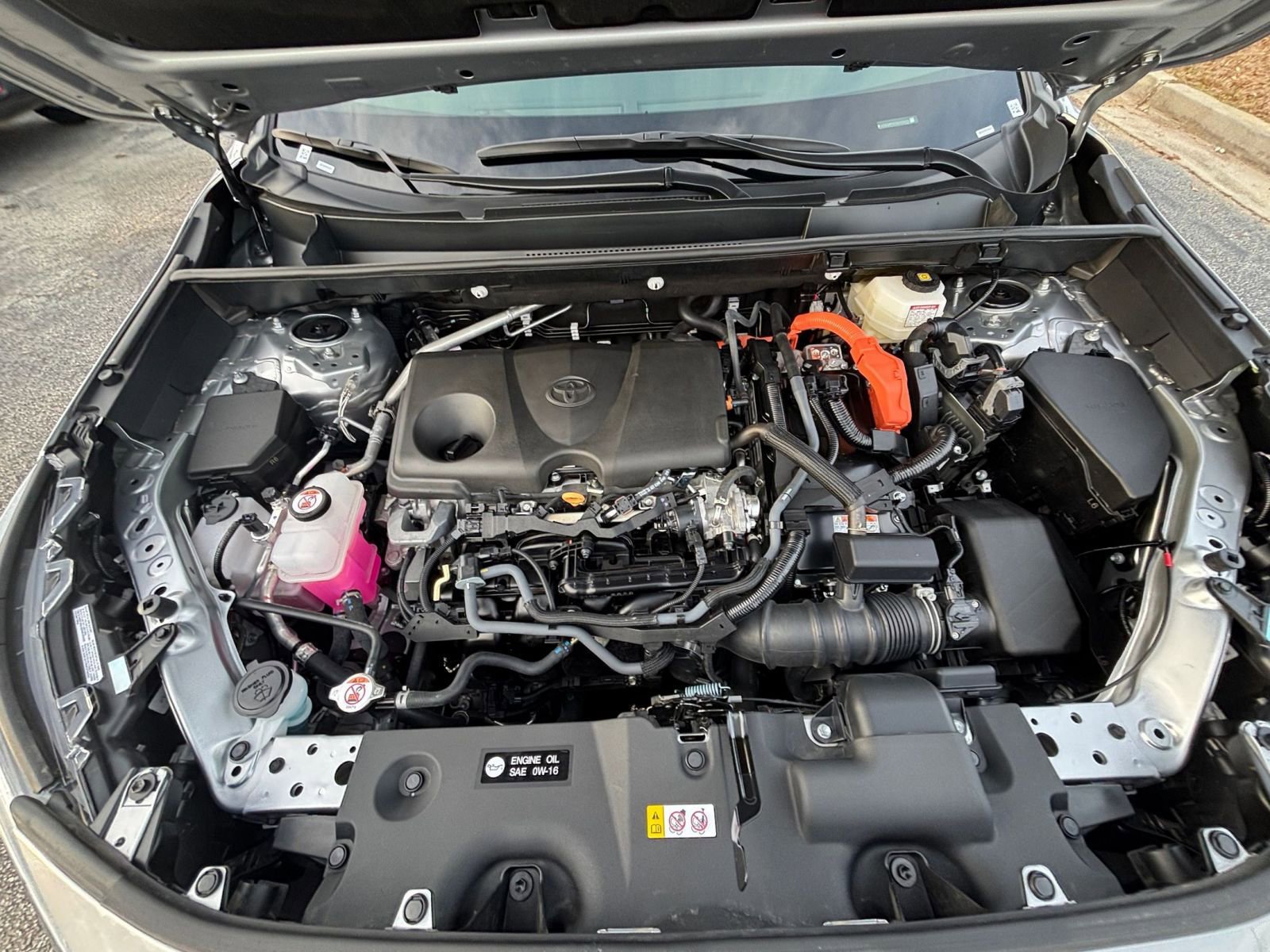 Thumbnail: 2025 Toyota RAV4 - 32