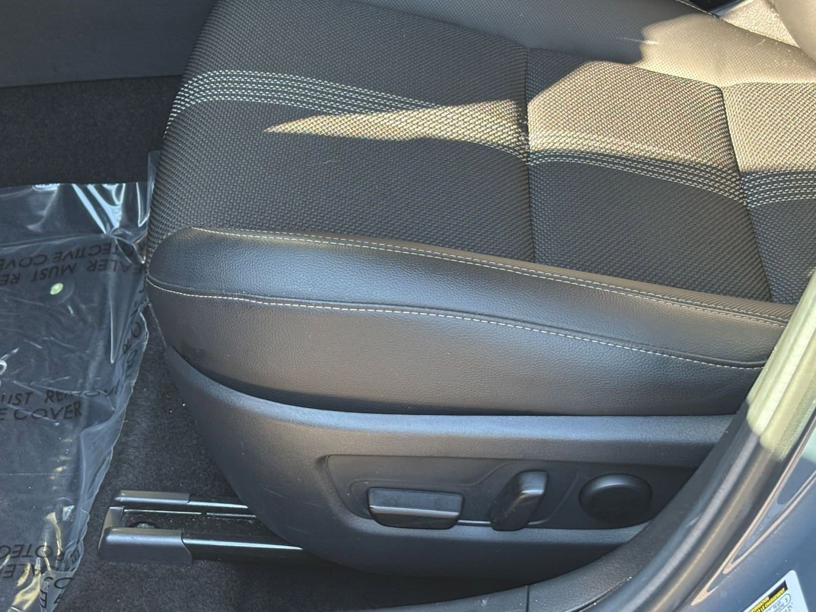 Thumbnail: 2025 Mazda CX-50 - 27