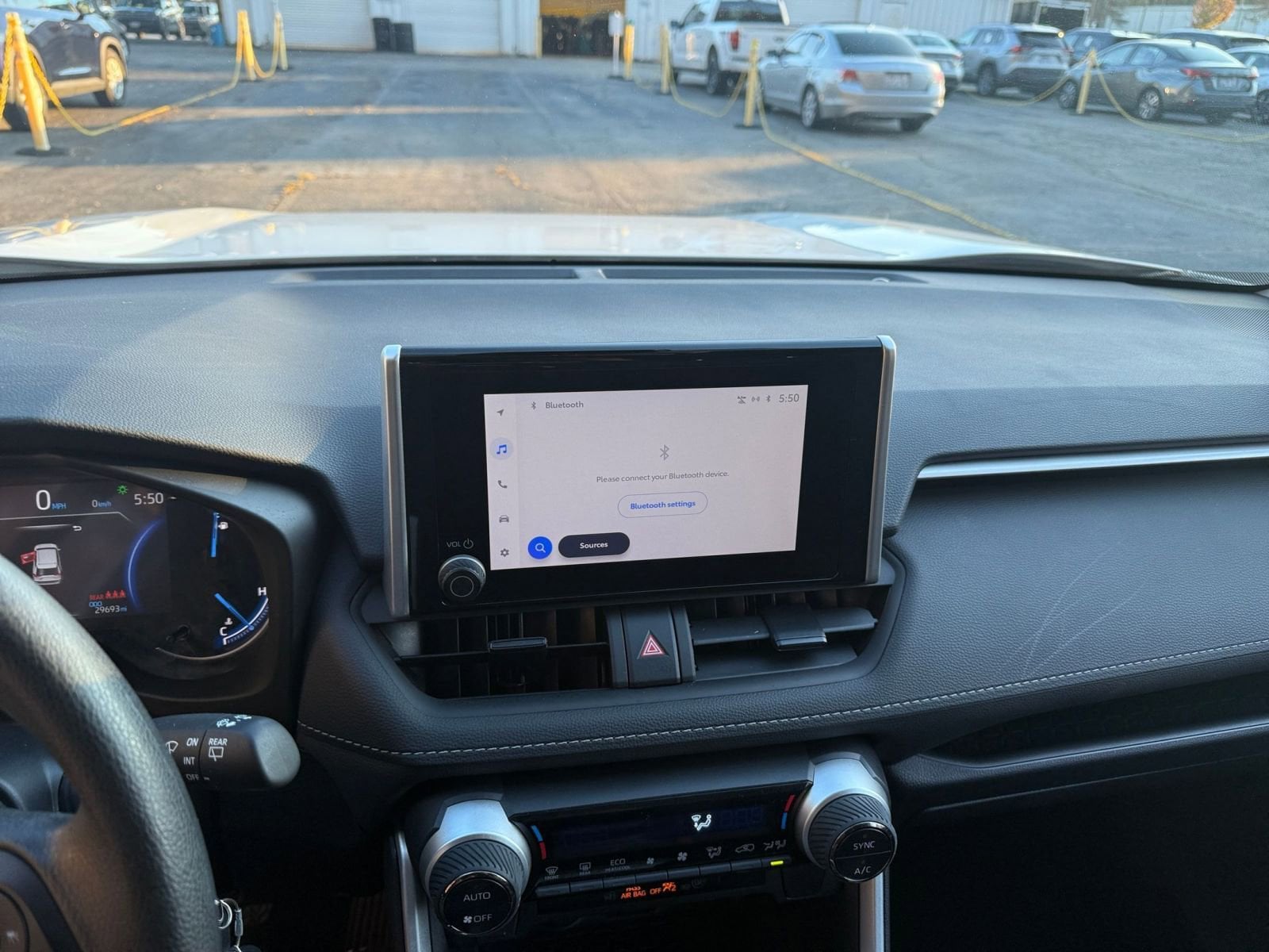 Thumbnail: 2025 Toyota RAV4 - 18