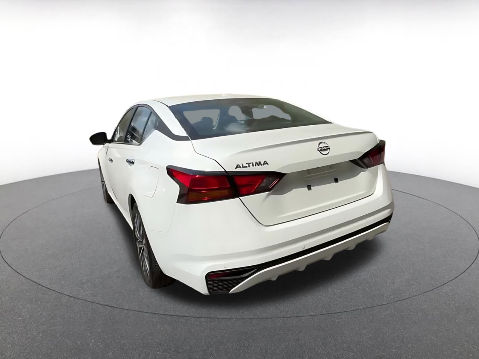 Thumbnail: 2025 Nissan Altima - 11