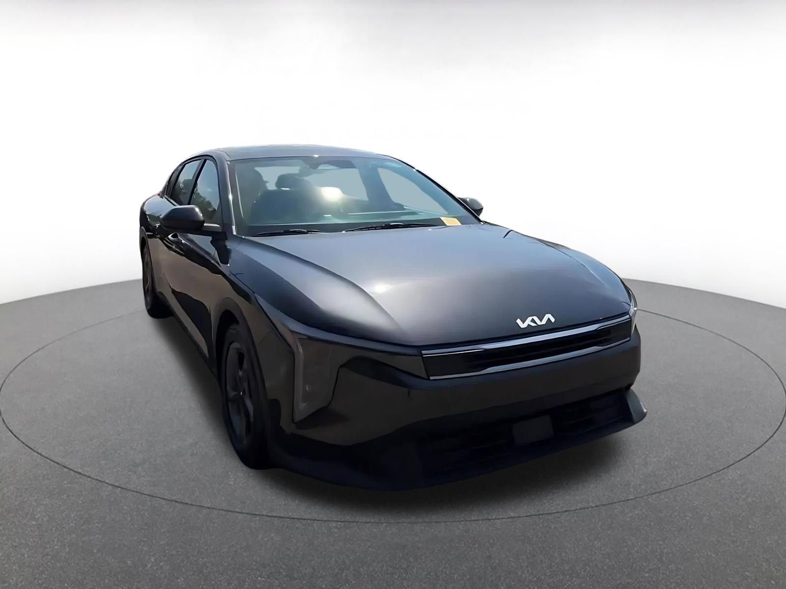 Thumbnail: 2025 Kia K4 - 3