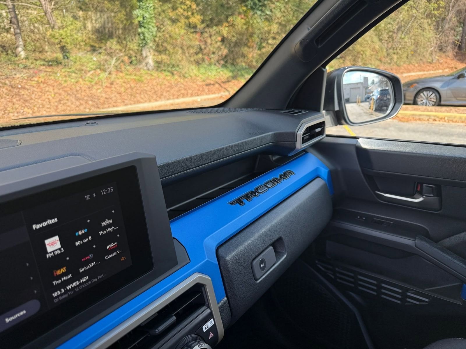 Thumbnail: 2025 Toyota Tacoma - 35