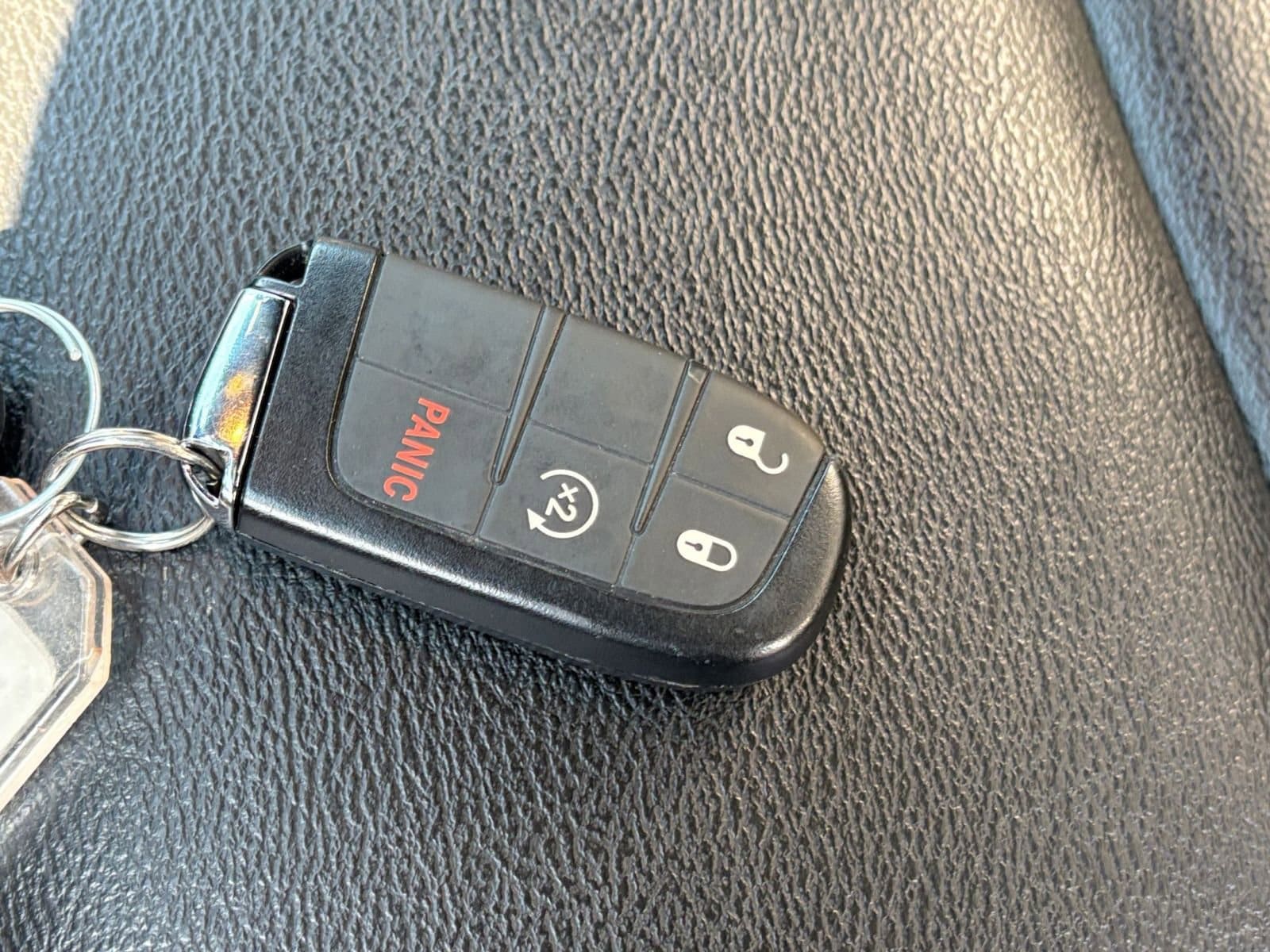 Thumbnail: 2025 Jeep Compass - 27