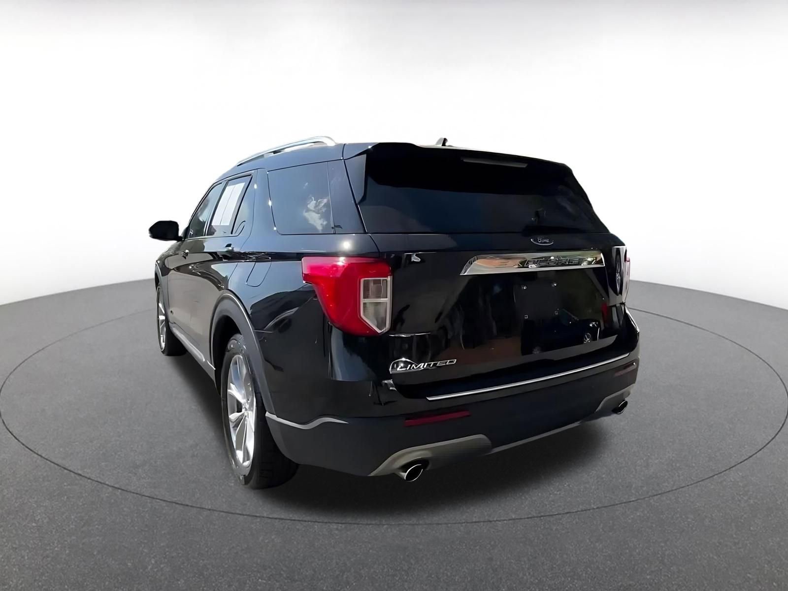 Thumbnail: 2024 Ford Explorer - 11