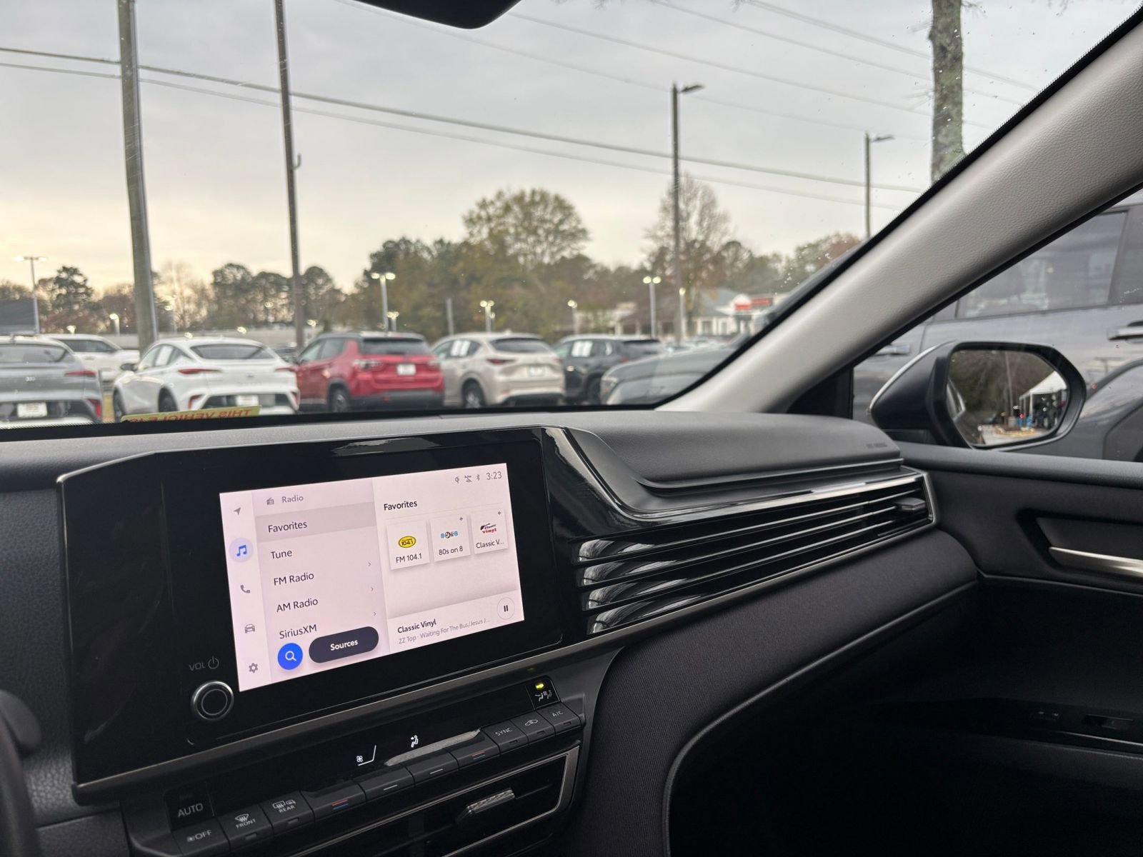 Thumbnail: 2025 Toyota Camry - 35