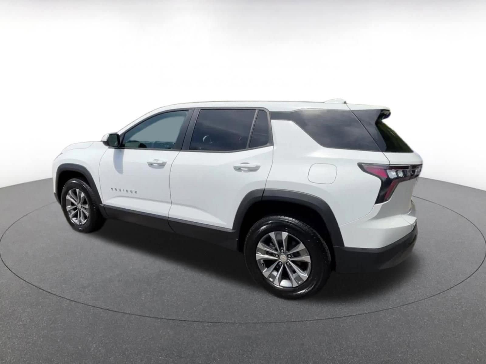 Thumbnail: 2025 Chevrolet Equinox - 10