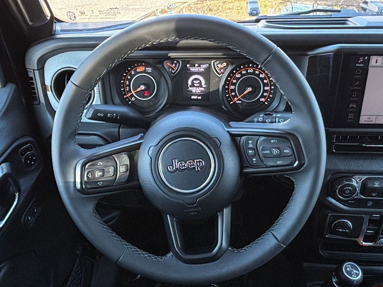 Thumbnail: 2025 Jeep Wrangler - 34