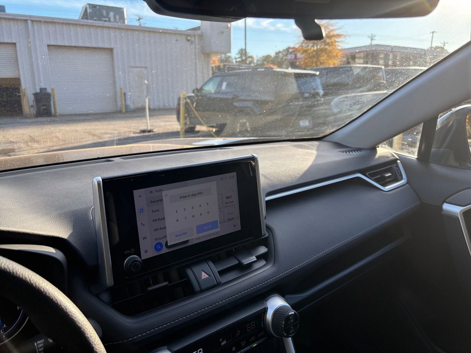 Thumbnail: 2025 Toyota RAV4 - 35