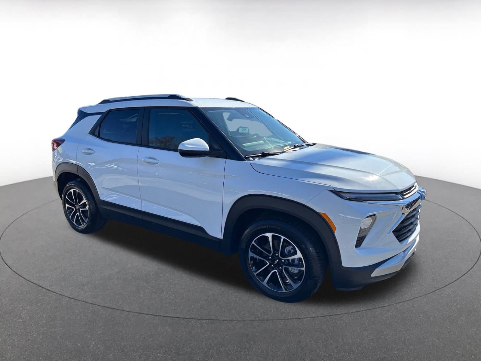 Thumbnail: 2025 Chevrolet TrailBlazer - 1