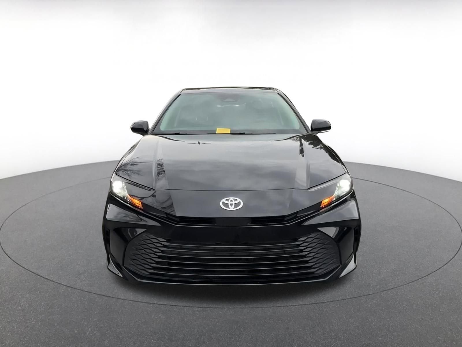 Thumbnail: 2025 Toyota Camry - 4