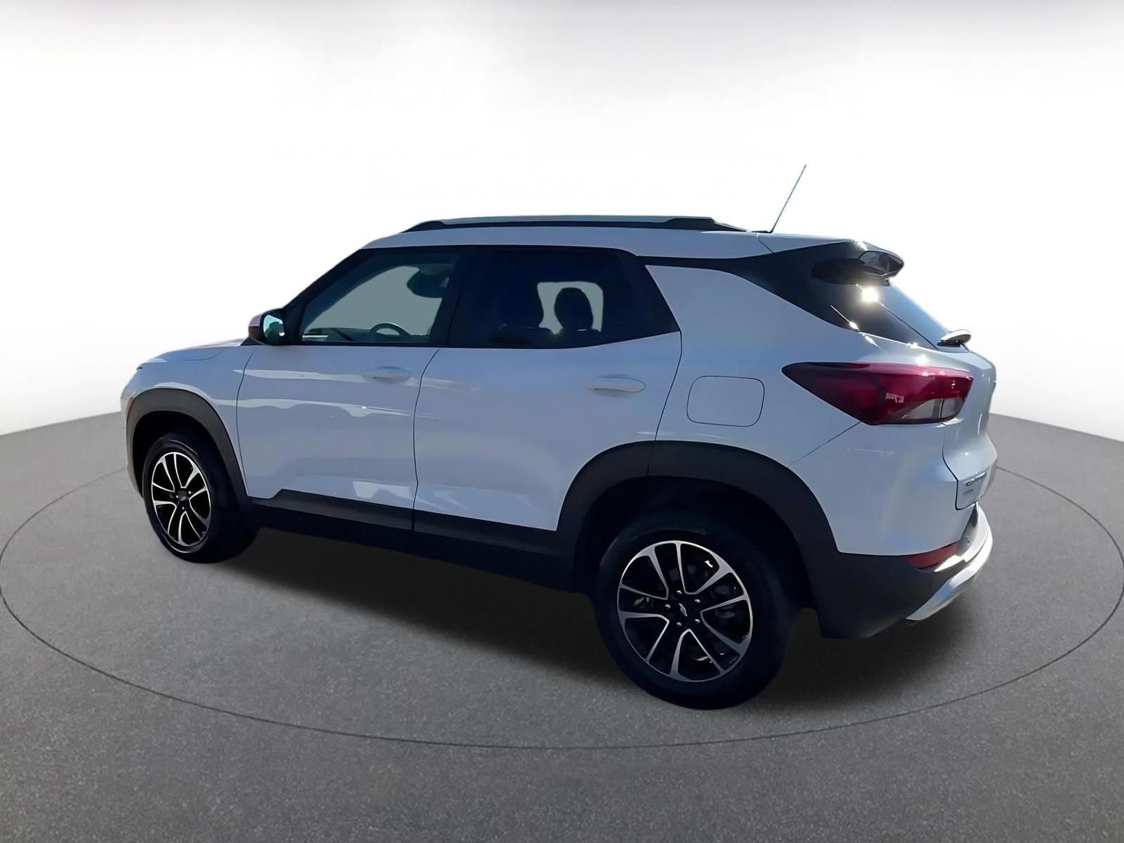 Thumbnail: 2025 Chevrolet TrailBlazer - 10