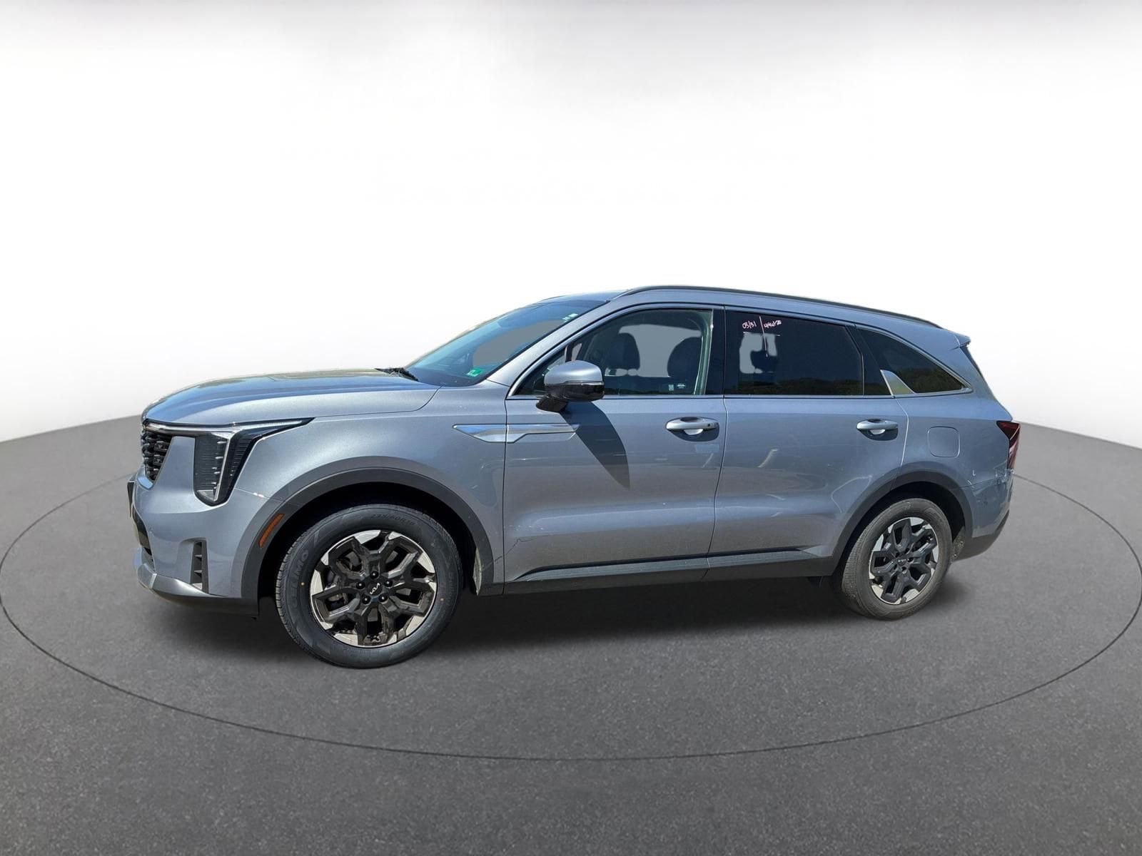 Thumbnail: 2024 Kia Sorento - 5