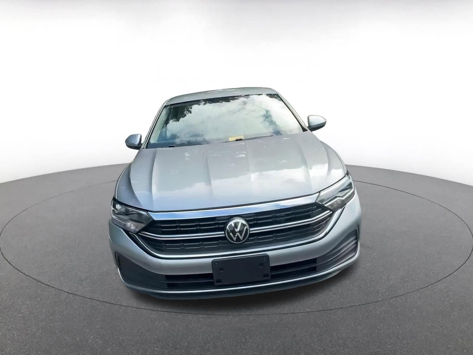 Thumbnail: 2024 Volkswagen Jetta - 4