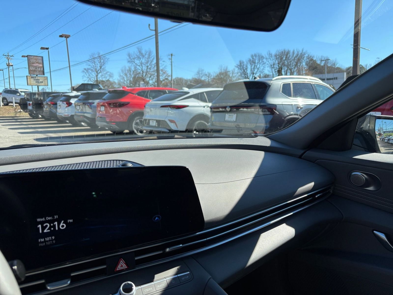 Thumbnail: 2025 Hyundai Elantra - 35