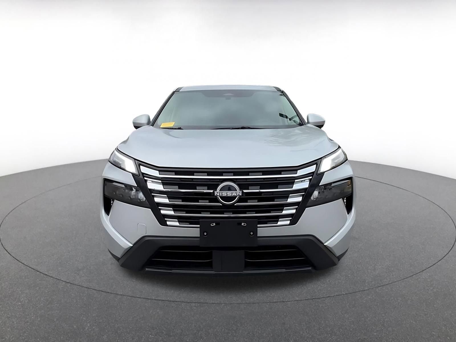 Thumbnail: 2025 Nissan Rogue - 4