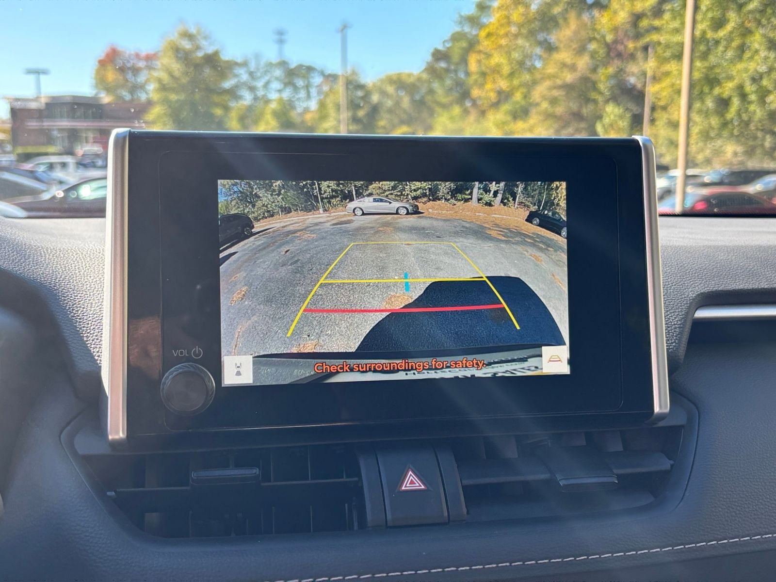 Thumbnail: 2025 Toyota RAV4 - 17