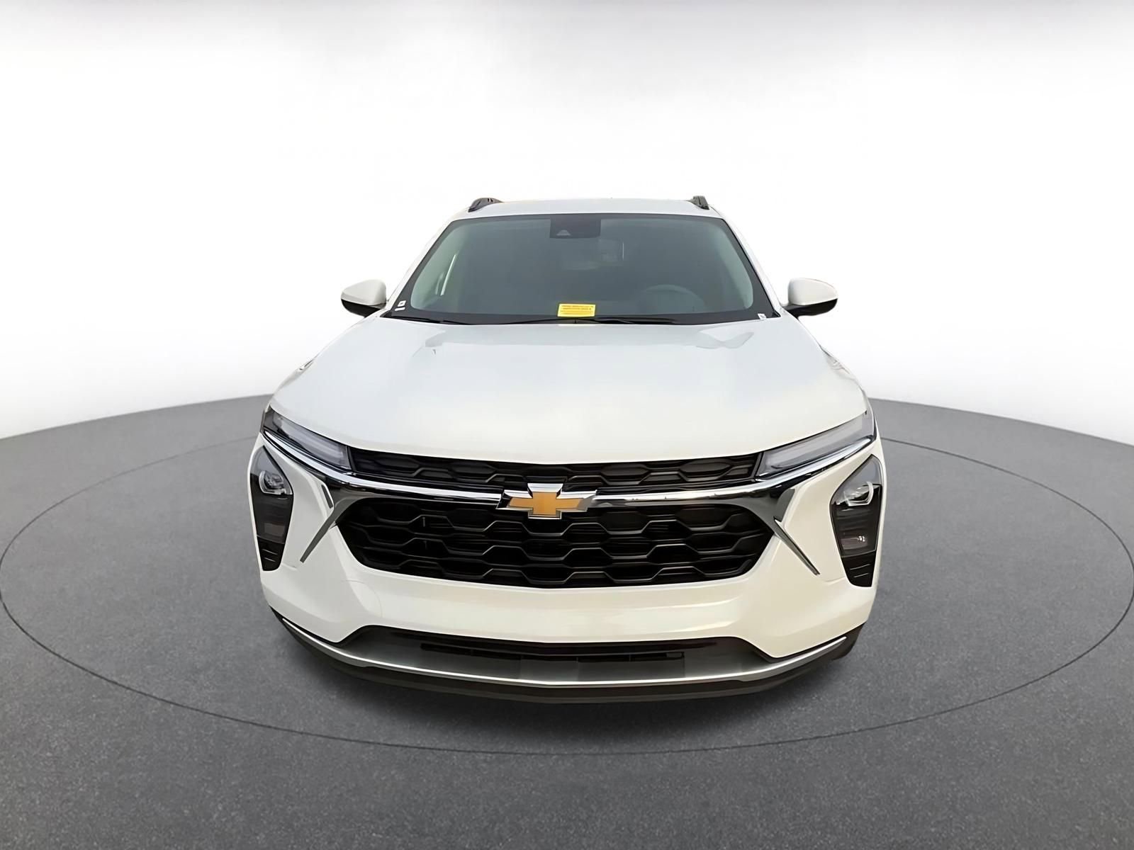 Thumbnail: 2025 Chevrolet Trax - 4