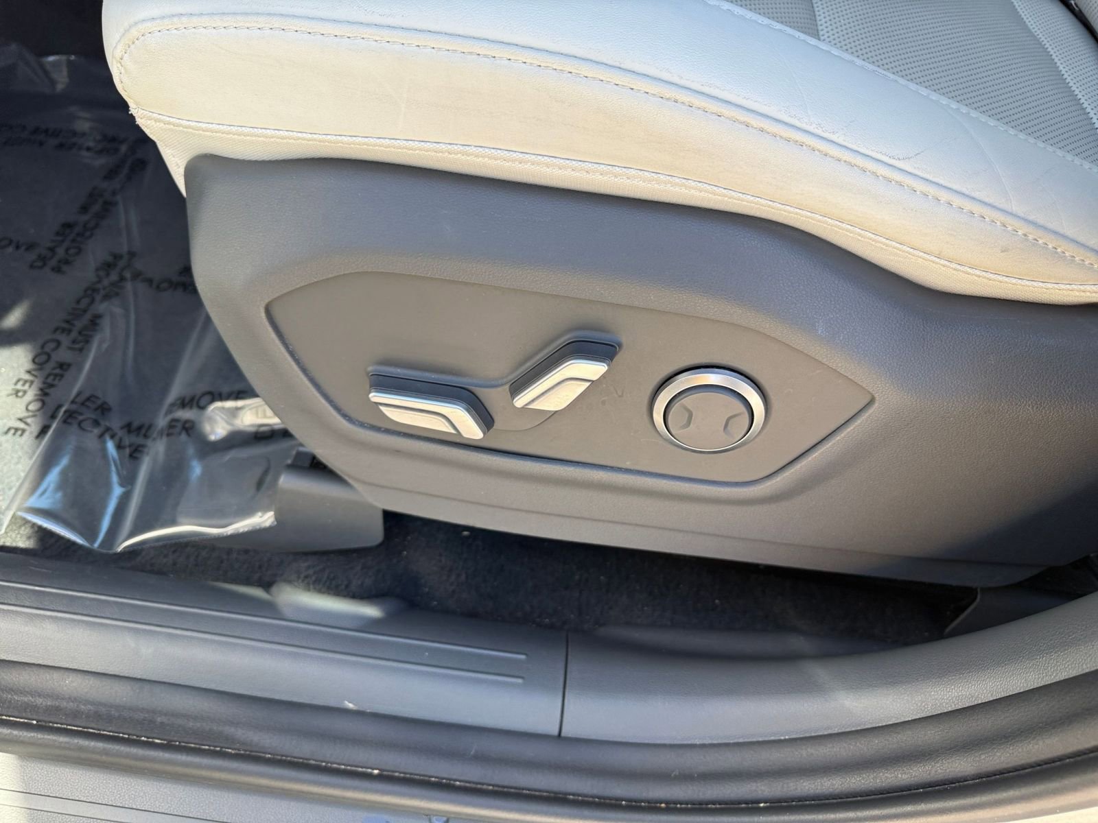 Thumbnail: 2025 Hyundai Santa Fe - 23