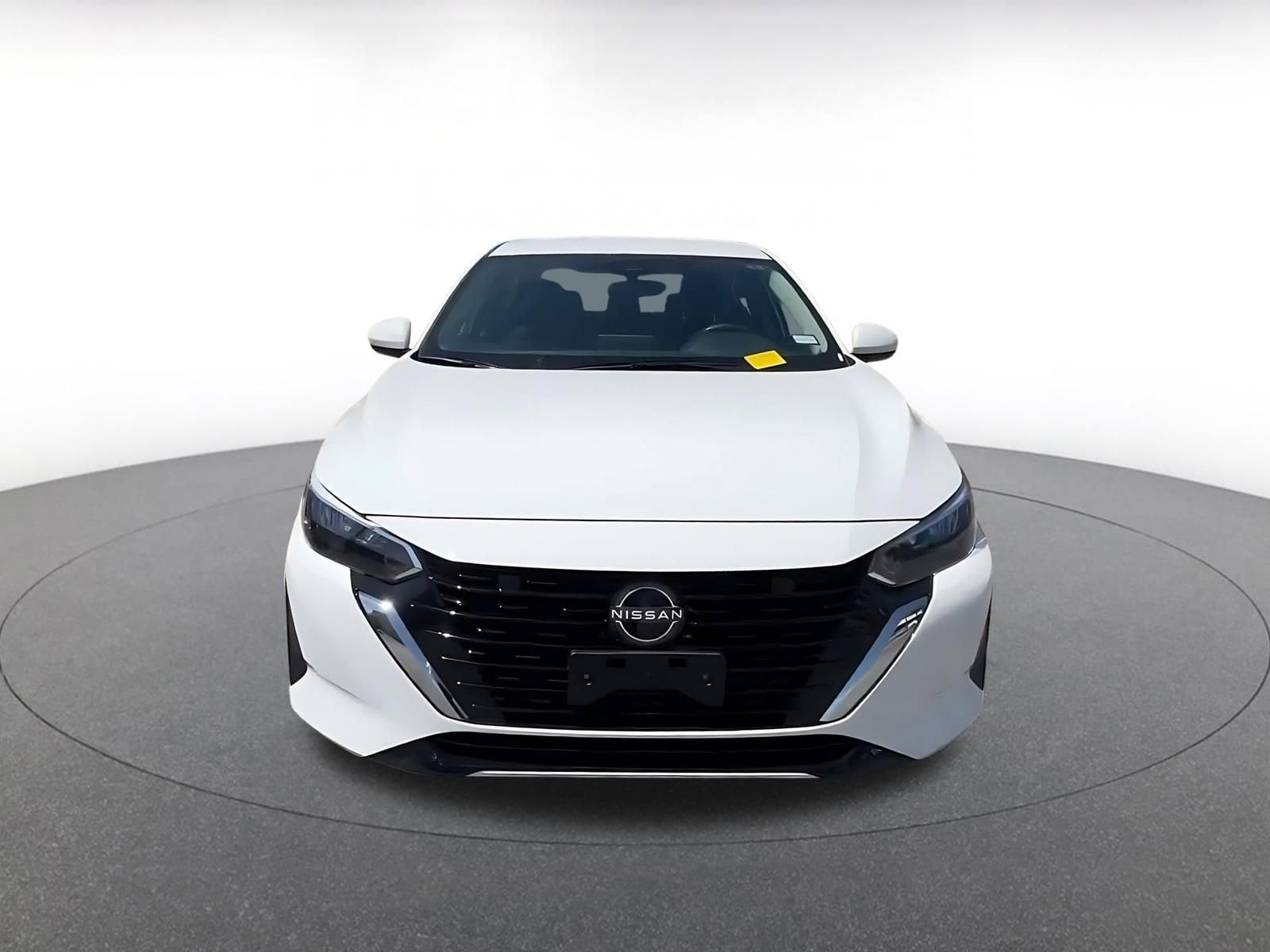 Thumbnail: 2025 Nissan Sentra - 4