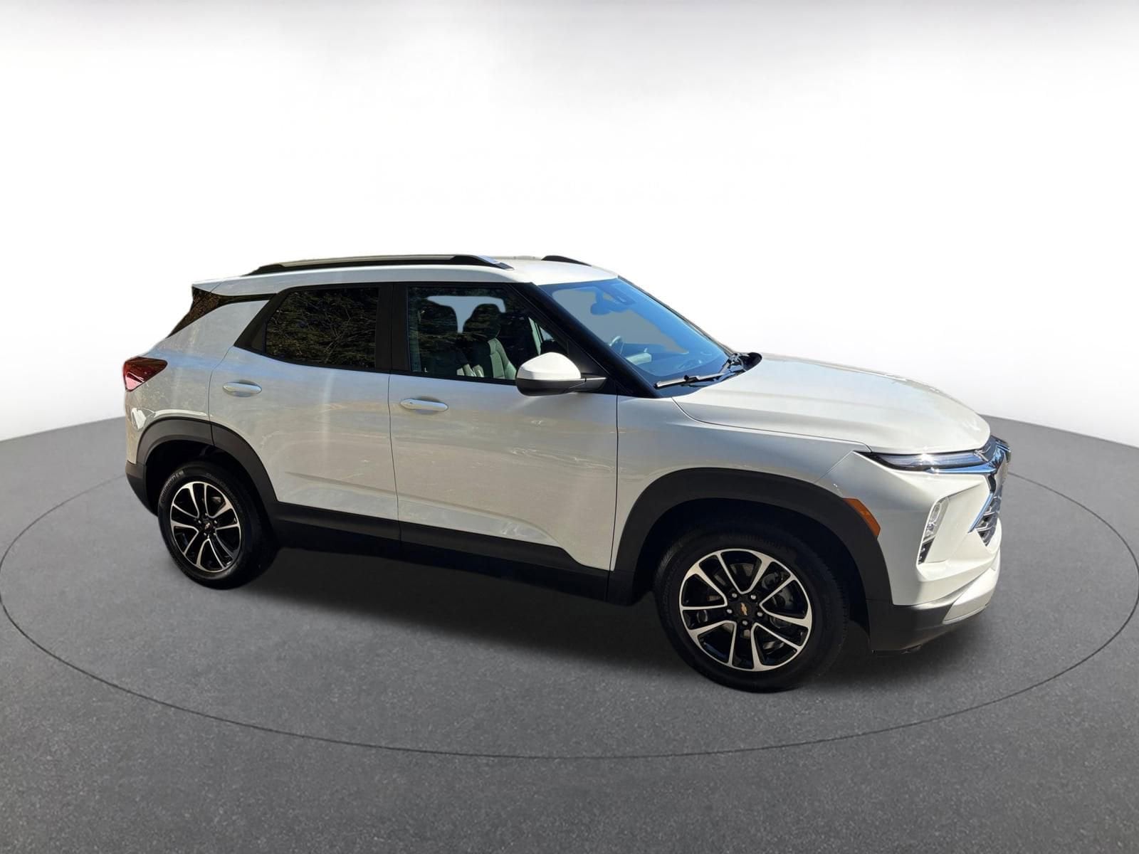 Thumbnail: 2025 Chevrolet TrailBlazer - 1